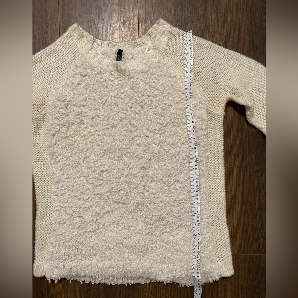 Women’s Eric + Lani Cream Fluffy Knit Pullover Sweater S - Picture 8 of 12